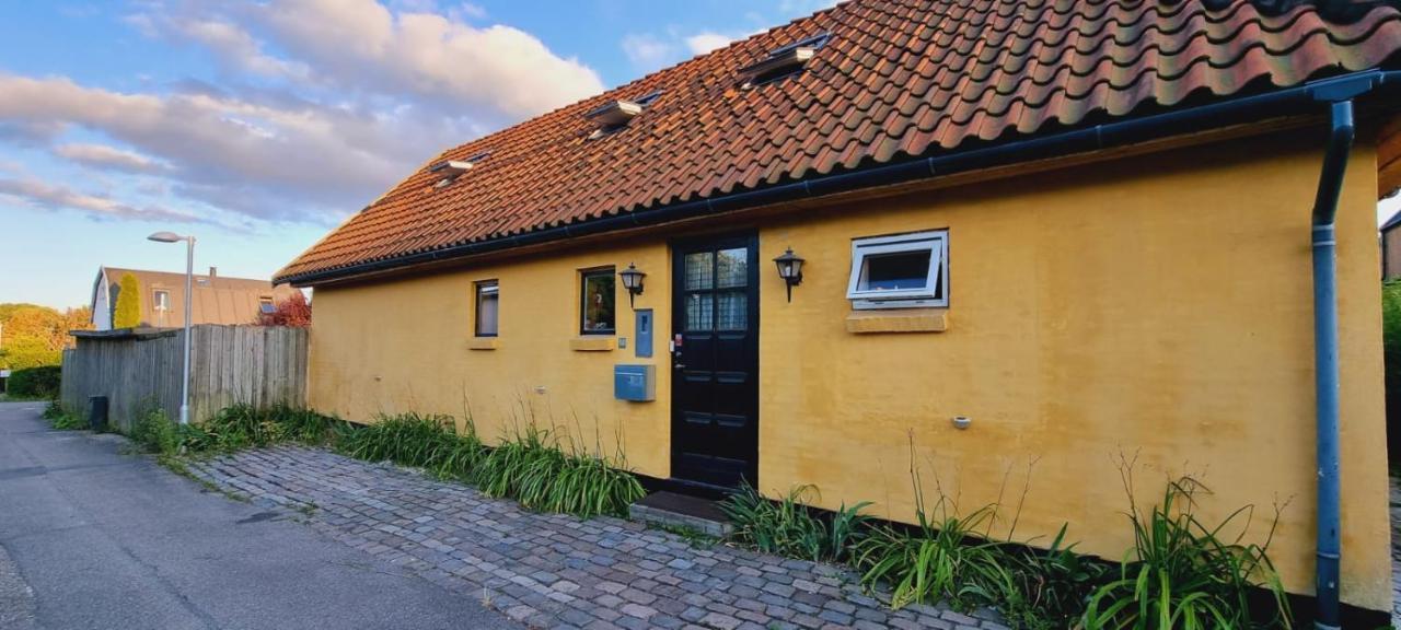 Yellow House Hostel Copenhaga Exterior foto
